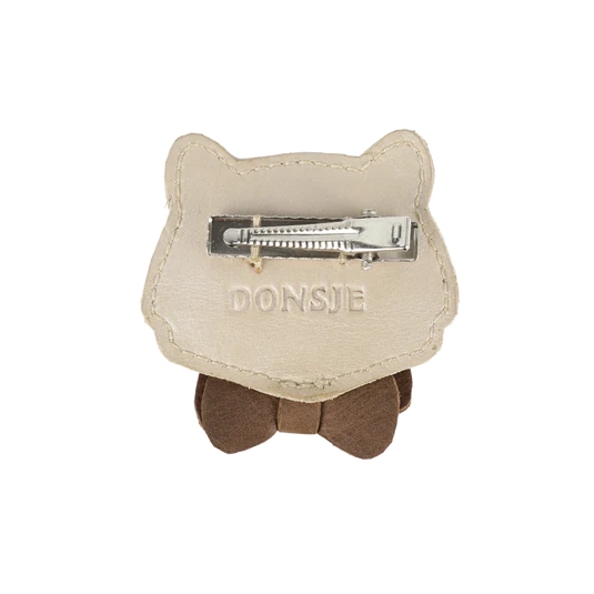 Ceesie Clip | Cat | Powder Metallic Nubuck