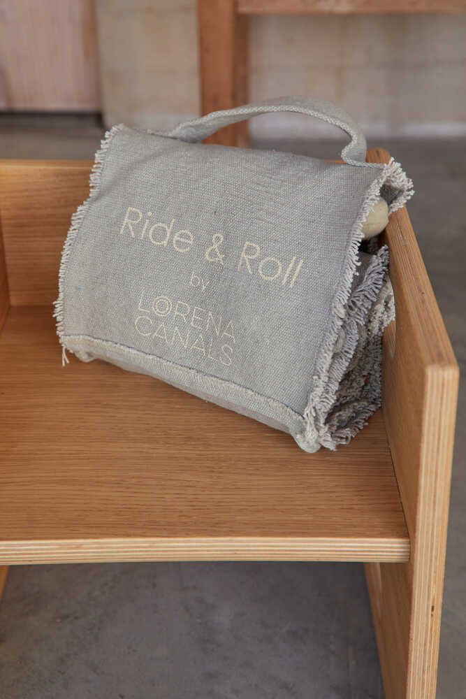 RIDE & ROLL UNDER THE SEA