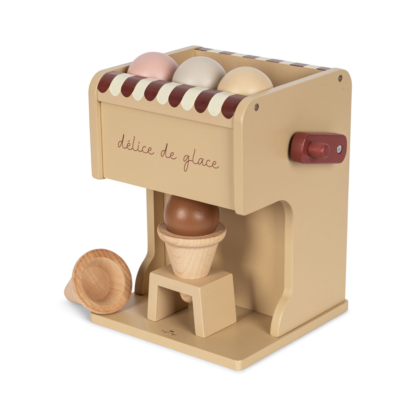 WOODEN ICE CREAM MAKER