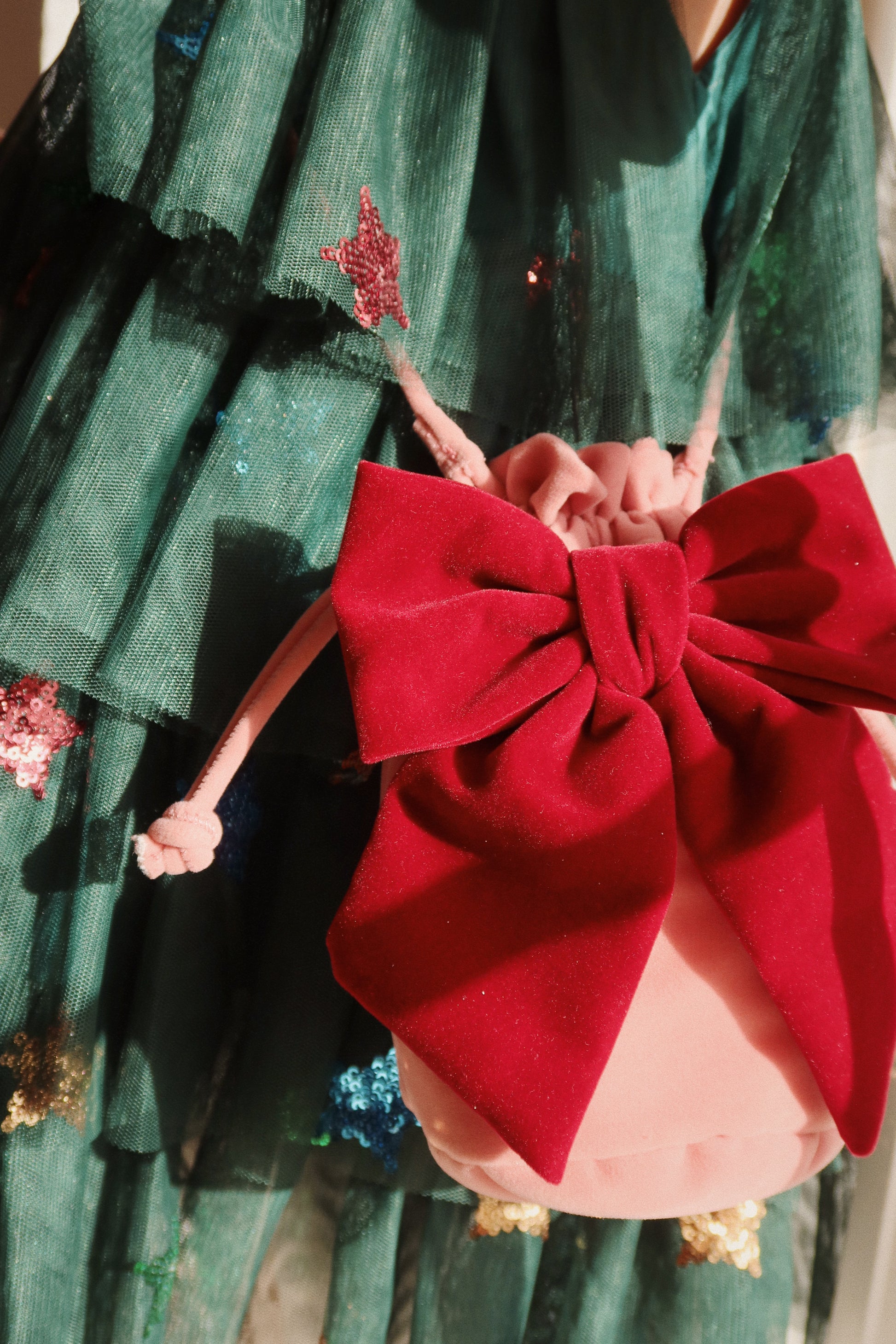 miss yvonne christmas dress Miss Yvonne walked so that Martha May Whovier could run.
