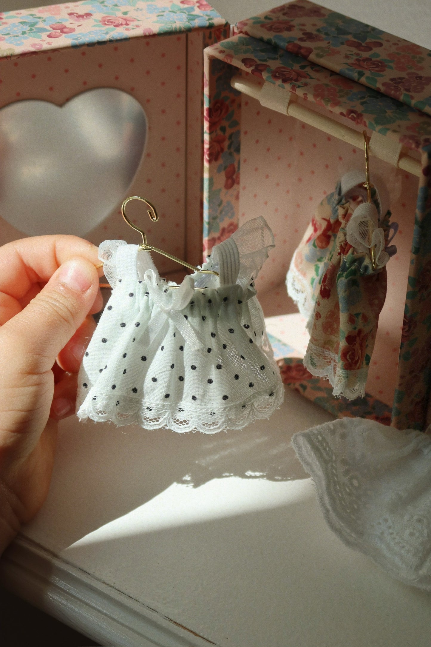 TINY TEDDY DRESS UP