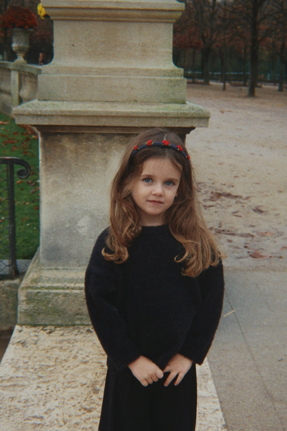 ROSE ROUGE HAIRBRACE