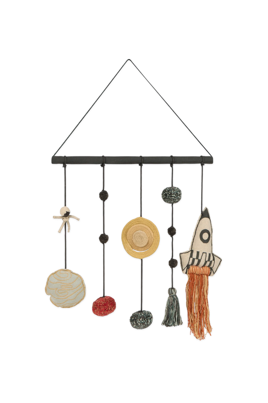 WALL HANGER COSMOS
